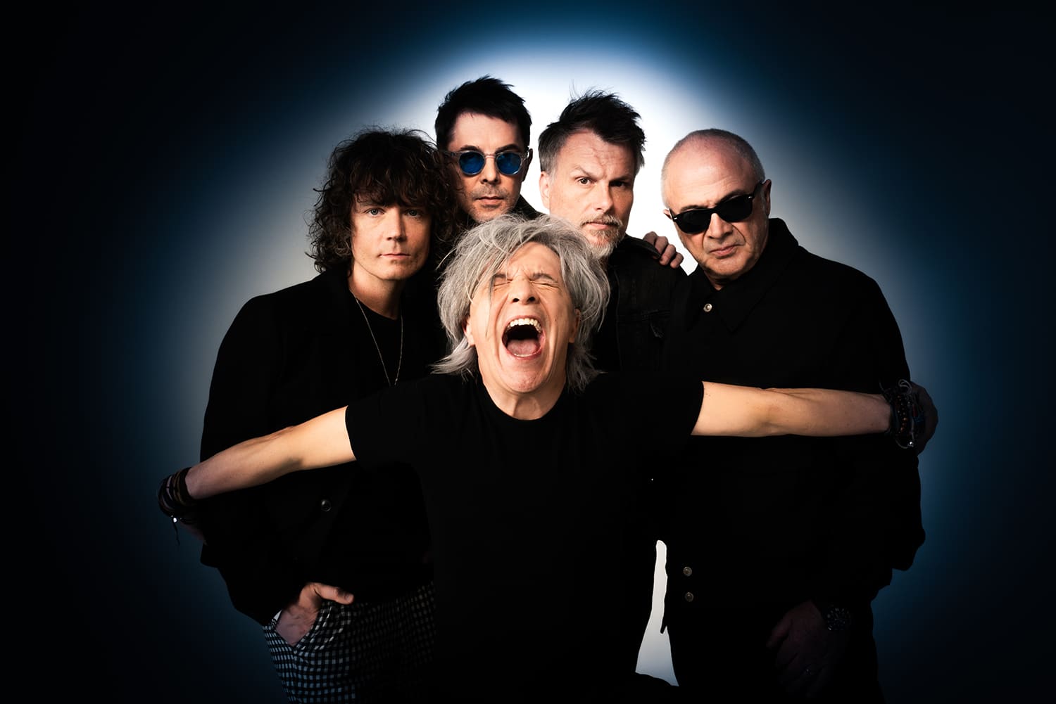 Indochine la vidéo de "Nos Célébrations" ! News RockUrLife webzine rock, metal